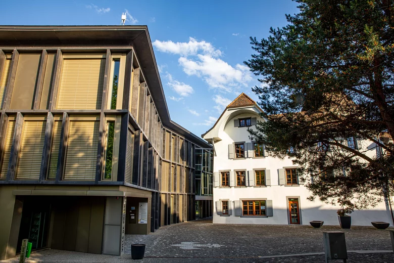 Annuaire & Horaires de l'administration
